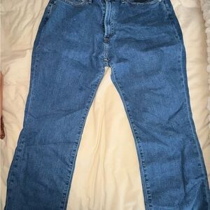 Abercrombie & Fitch Signature Stretch Athletic Straight Jeans